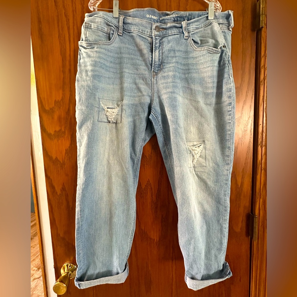 Size 16 Old Navy boyfriend skinny Capris